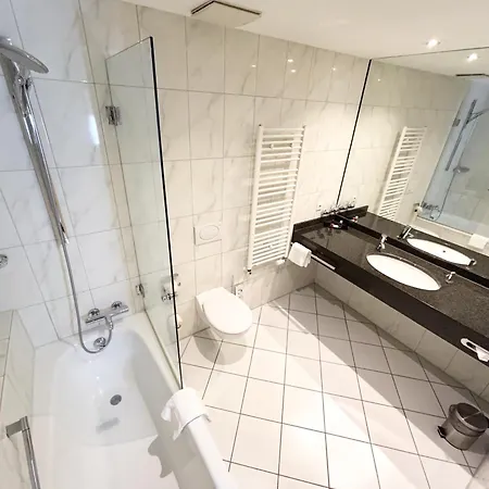 Hotel Aspire Acara Oldenburg, Trademark Collection By Wyndham 4*