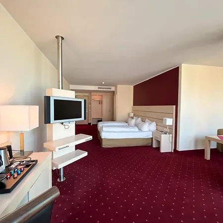 Aspire Acara Oldenburg, Trademark Collection By Wyndham Hotel 4*