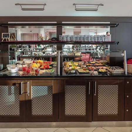 Hotel Aspire Acara Oldenburg, Trademark Collection By Wyndham 4*